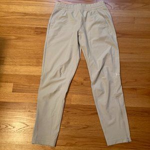 Under Armour stone-grey squad warm-up pant, size small